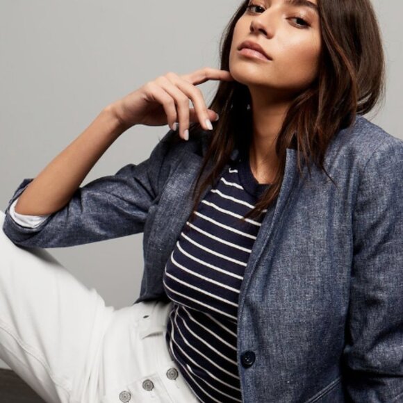 Banana Republic Factory Shrunken Linen Blazer - Picture 1 of 10